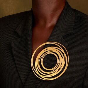Archived Khoi QANI Gold Circular Brooch